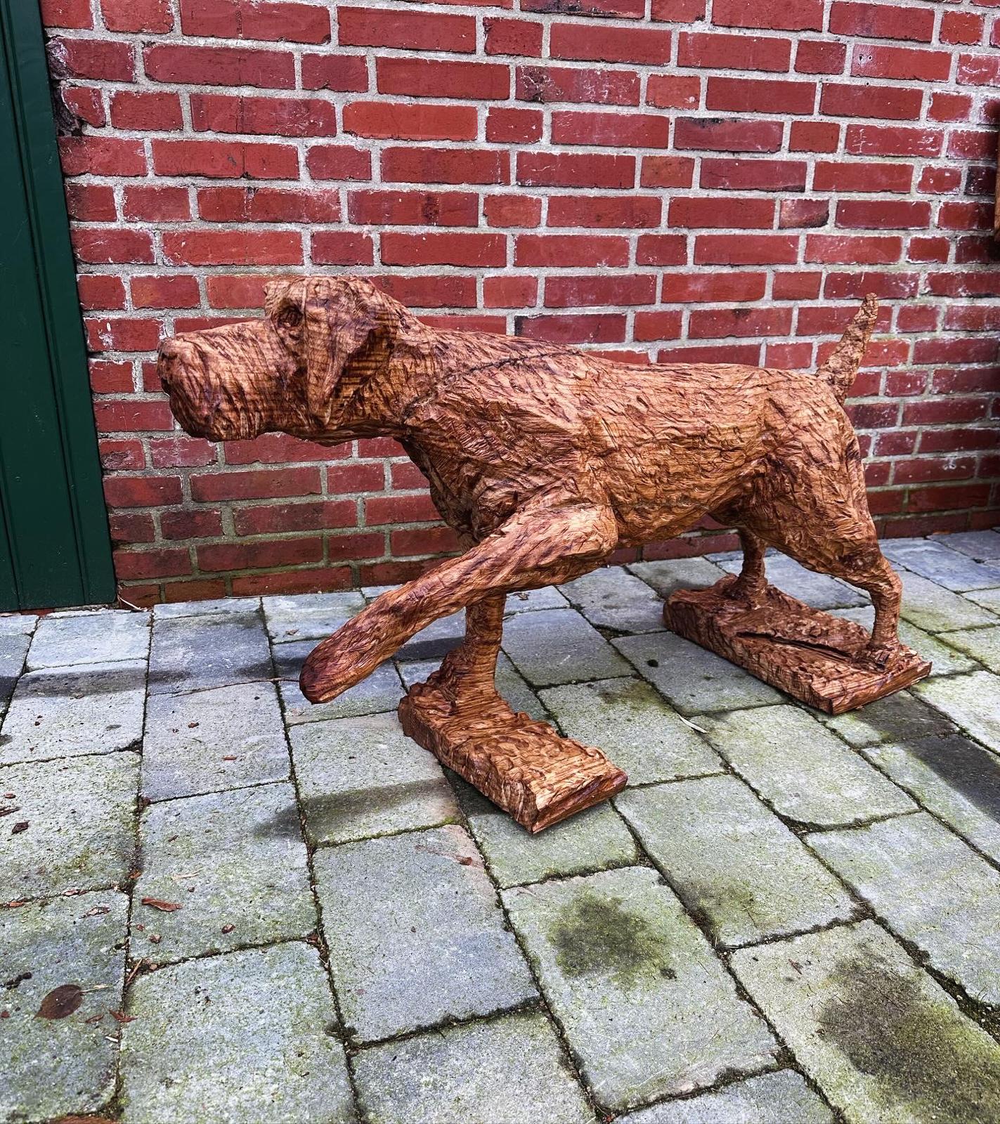 Handgeschnitzte Holzfigur – Frau Mit Hund Als Dekorative Skulptur Für Zuhause